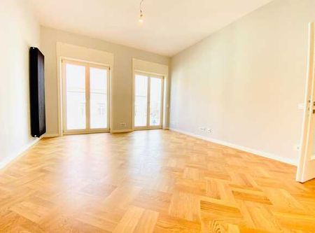 Apartament cu 4 camere, 122 mp, prima inchiriere, finisat modern, zona strazii Republicii - Photo 4