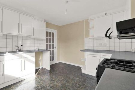Ponderosa, Upper Up, South Cerney, Cirencester, Gloucestershire, GL7 - Photo 5