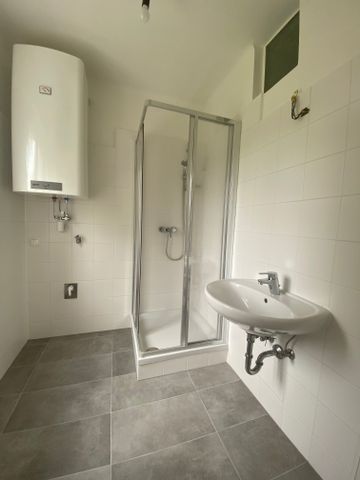 Leibnitz - Photo 2