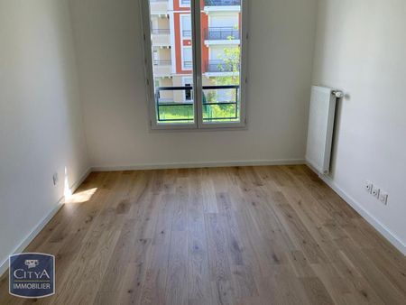 Location Appartement 2 pièces 40m² OZOIR LA FERRIERE 77330 - Photo 2