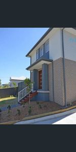 SIMPLY SENSATIONAL - Photo 4