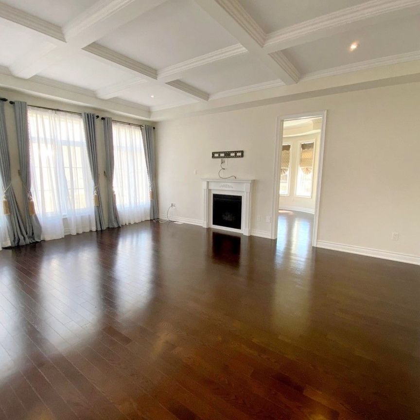 For Lease - 28 Larkin Avenue, King, Ontario - Photo 1