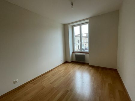 Location Maison 4 pièces 95m² - Photo 5