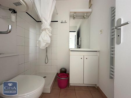 Location Appartement 1 pièce 24m² AVIGNON 84000 - Photo 2