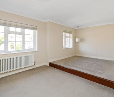 4 bedroom detached house to rent - Photo 1