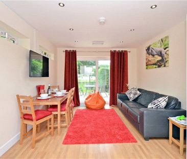 Jasmine Close, Woking, Surrey, UK, GU21 3RQ - Photo 1