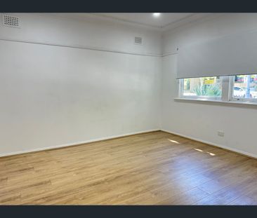 33 Kitchener Parade, Bankstown, NSW 2200 - Photo 4