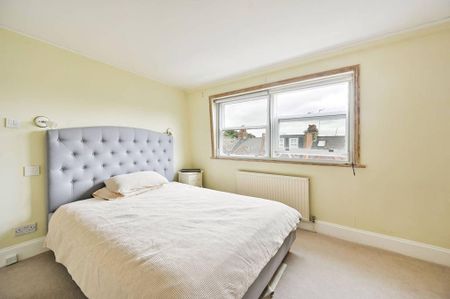 5 bedroom end of terrace house to rent - Photo 5