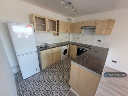 1 bedroom maisonette to rent - Photo 3