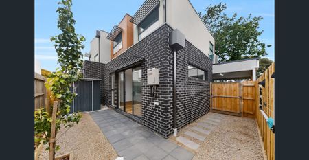 Brand-New Style, Space and Effortless Convenience - Photo 4