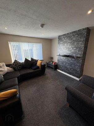 127d Glenkeen Avenue, Greenisland, Carrickfergus, BT38 8ST - Photo 1