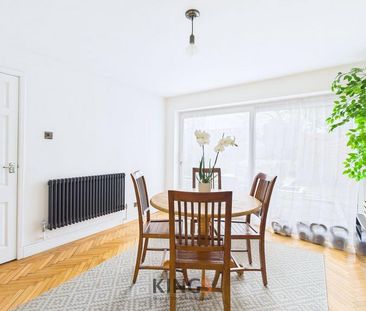 4 bedroom detached house to rent - Photo 4