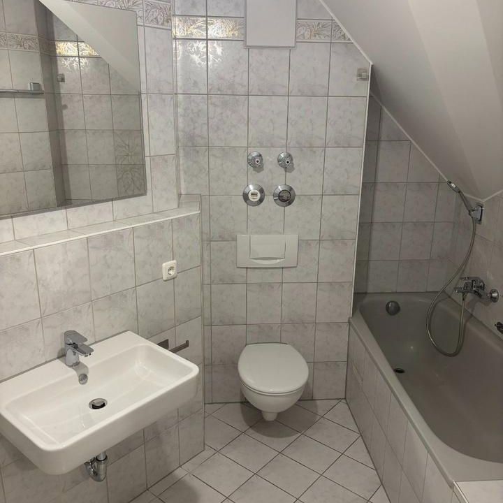 2-Zimmer Wohnung, renoviert im Zentrum von Bobingen - Foto 1