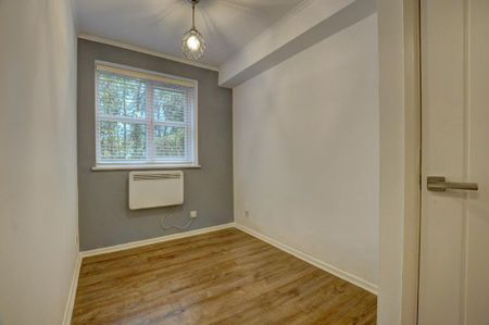 2 bedroom ground floor flat to rent - Photo 3