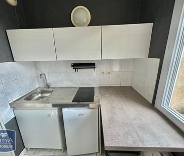 Location Appartement 2 pièces 48m² MONTCHANIN 71210 - Photo 2