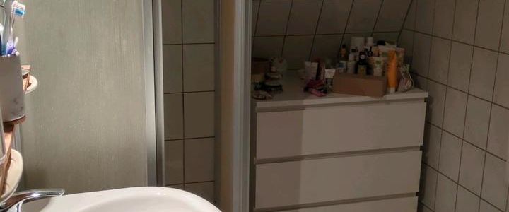 1 Zimmer mit Du/WC bis Weihnachten - Photo 1