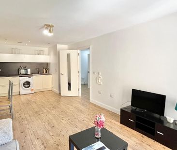 1 bedroom flat to rent - Photo 1