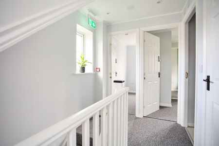 5 Bed Semi-Detached House, College Way, BS34 - Photo 5