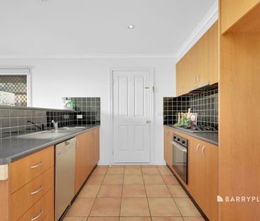 Excellent locale with lifestyle allure - Photo 6