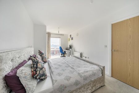 3 bedroom apartment to rent - Photo 5
