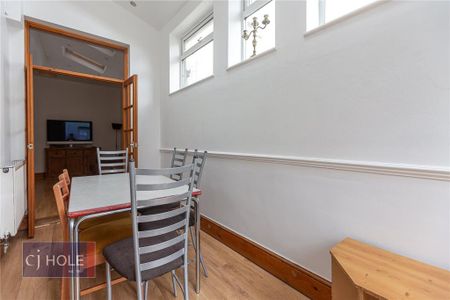 5 bedroom terraced house to rent - Photo 4