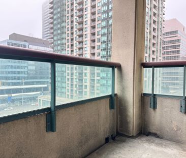 For Lease - 238 Doris Avenue Unit# 1011, Toronto, Ontario - Photo 2