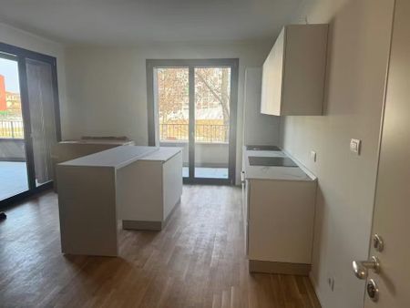 Piazza Tirana, Milan, Lombardy 20147 - Photo 4