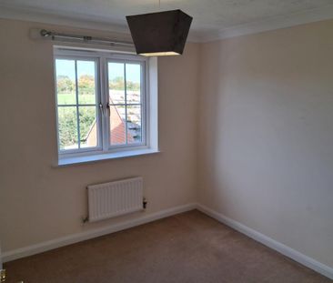 3 bedroom detached house to rent - Photo 5