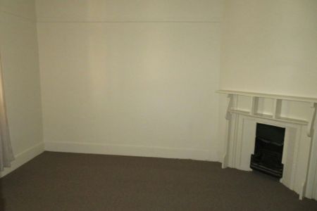 201a Piper Street - Photo 2