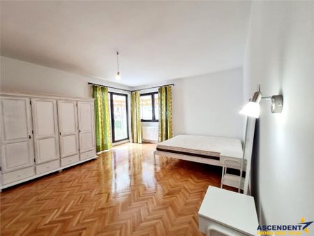 Casa amenajata cu stil, acces auto, curte, terase, zona Star - Fotografie 2