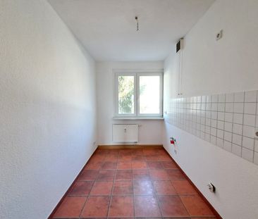 Helle 2-Zimmer-Wohnung mit Sonnenbalkon direkt am Zentrum - Photo 3