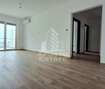 Apartament 2 camere Adora,Incalzire in pardosea nemobilat - Photo 1