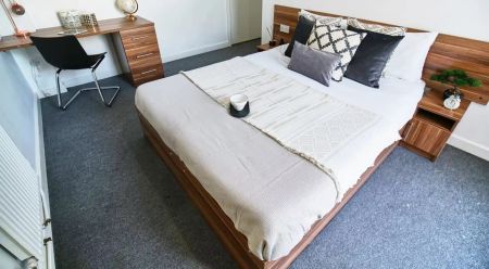 2 Bed Apartment - Photo 2