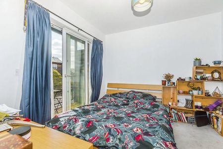 2 bedroom property to rent - Photo 4