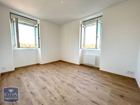 Location Appartement 3 pièces 49m² GELOS 64110 - Photo 3