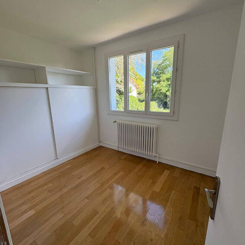 Maison 5 pièces et plus – LYON - Photo 1