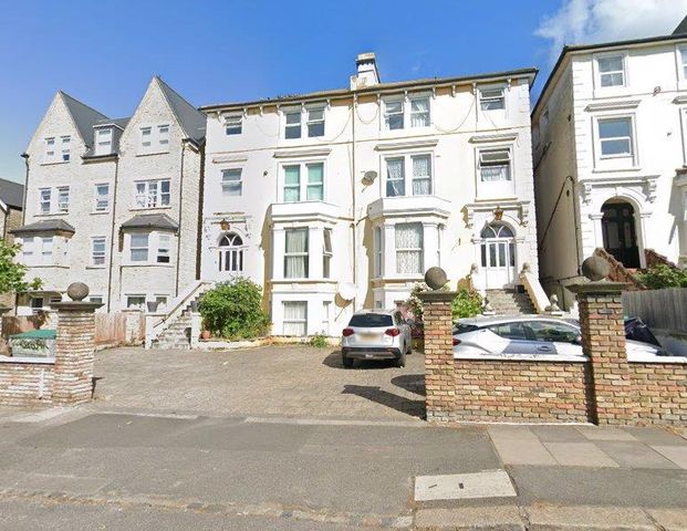 160 Croydon Road, London SE20 - Photo 1