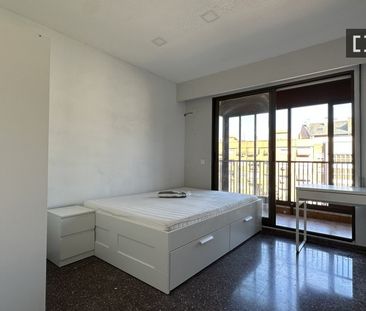 valencia, Valencian Community 46021 - Photo 3