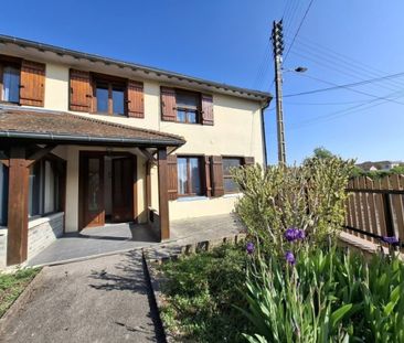 Libre le ..15/01/2026 Mt Loyer :400 Mt des charges :25 - Photo 1