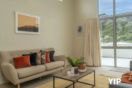 Prime Location Penthouse in Johnsonville - Photo 3