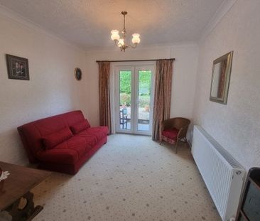 Clos Yr Hendre, Ammanford, SA18 - Photo 1