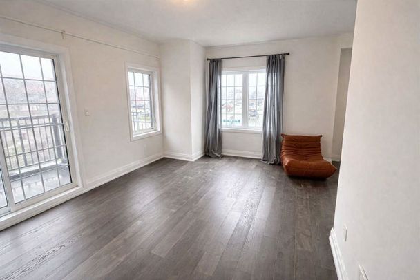 For Lease - 112 clippers Crescent, Whitchurch-Stouffville, Ontario - Photo 1