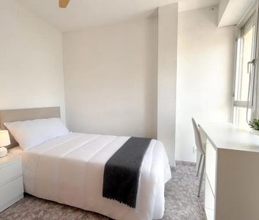 Carrer de Gran Canària, Valencia, Valencian Community 46011 - Photo 3