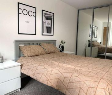 Bed Student Flat, LN1 - Photo 6