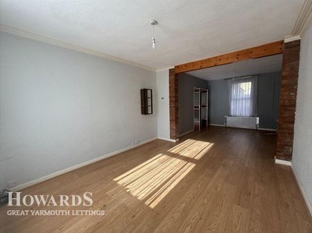 3 bedroom terraced house to rent - Photo 3