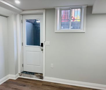 For Lease - 16 Walter Clifford Nesbitt Drive, Whitby, Ontario - Photo 5