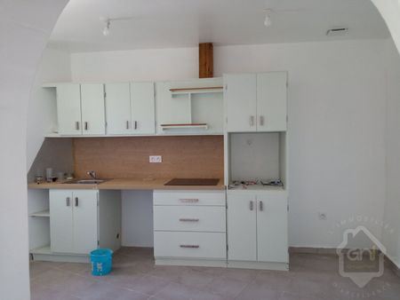 Location Appartement 4 pièces 93m² - Photo 3