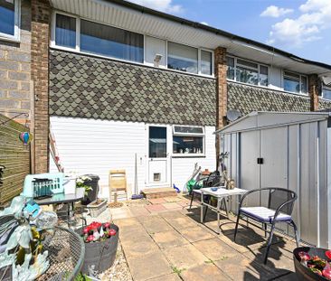 3 bedroom terraced house to rent - Photo 5