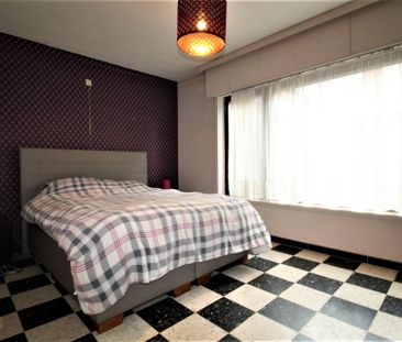 Ruime woning (205 m²) te koop in Oostrozebeke – centraal gelegen tu... - Photo 6