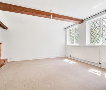 5 bedroom detached house to rent - Photo 1